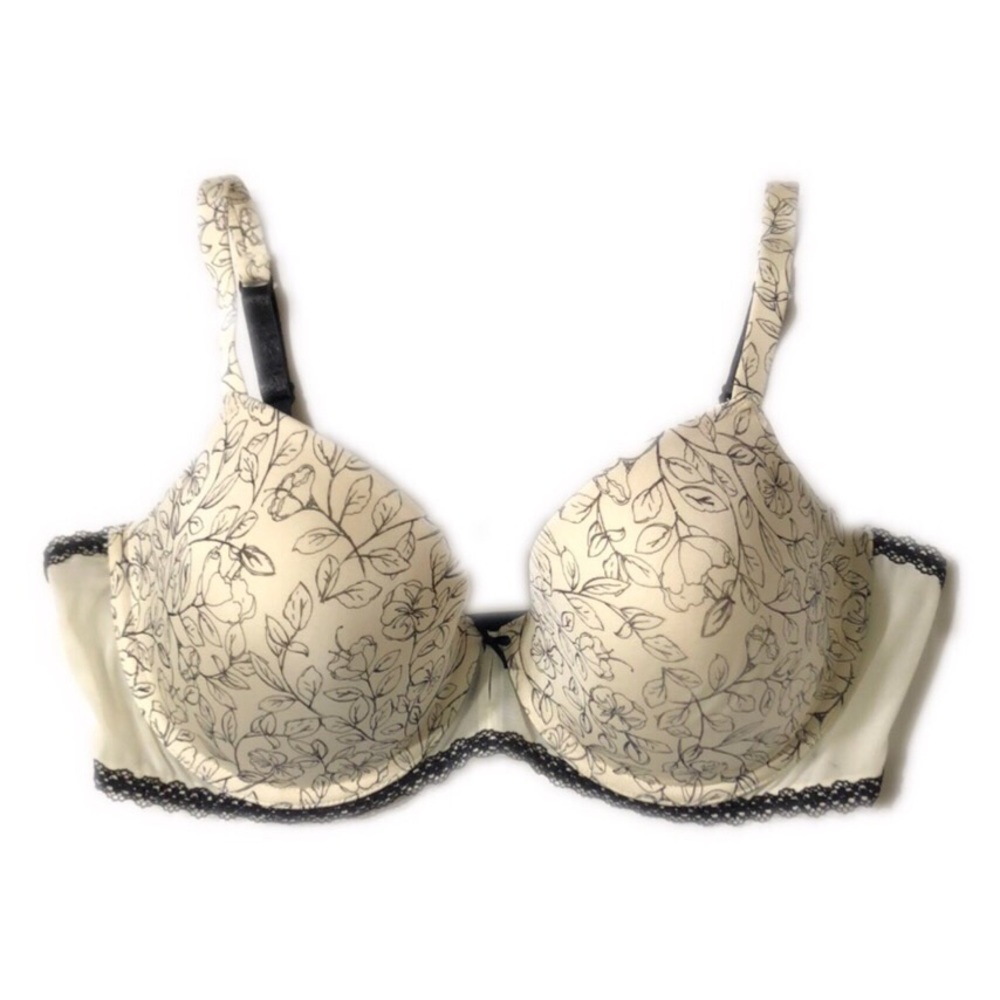 B. Tempt’d Cream Bra